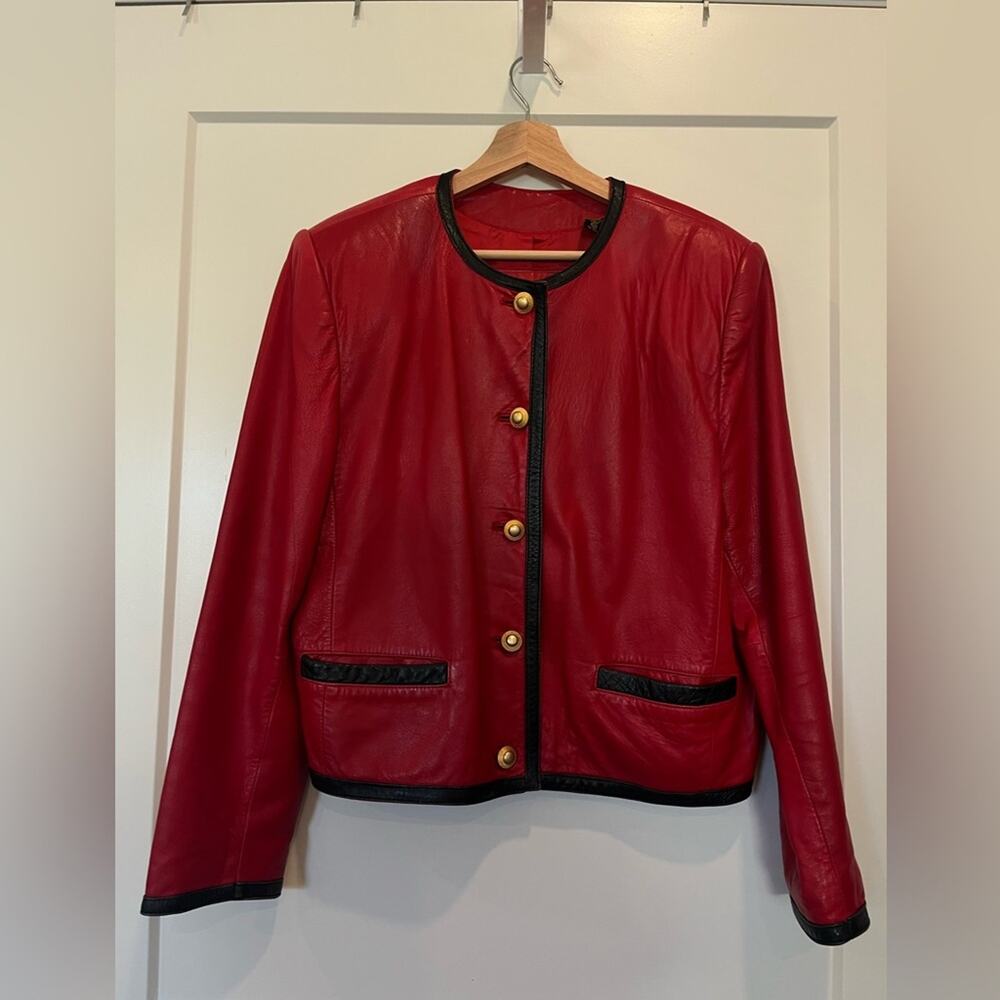 DANA BROOKE Vtg 80s Red black gold buttons Lambnappa Leather Jacket old money 12
